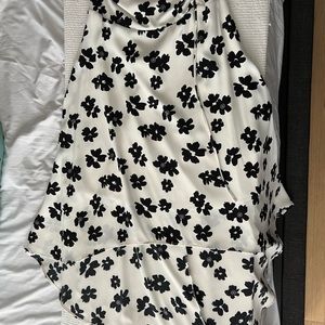 Karl Lagerfeld hi/low skirt. Black & white floral. Very chic.